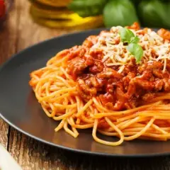 Idealne Spaghetti Bolognese z Pomidorów? Odkryj Sekrety!