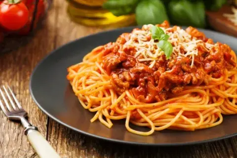 Idealne Spaghetti Bolognese z Pomidorów? Odkryj Sekrety!