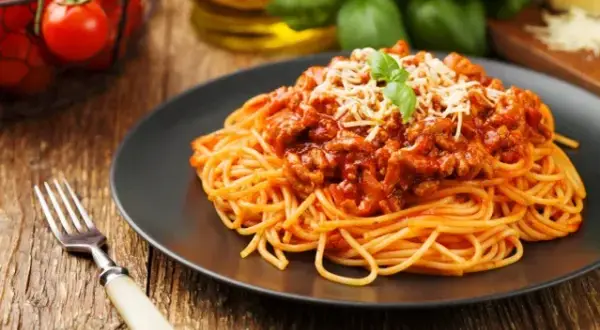 Idealne Spaghetti Bolognese z Pomidorów? Odkryj Sekrety!