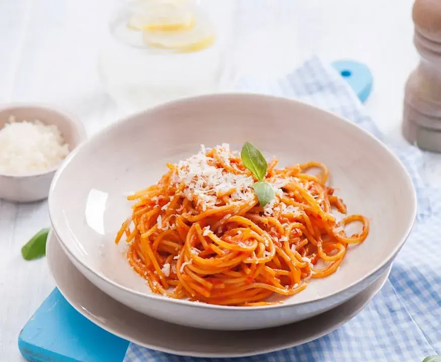 Thermomix Spaghetti Napoletana: Czy to najprostszy włoski klasyk?