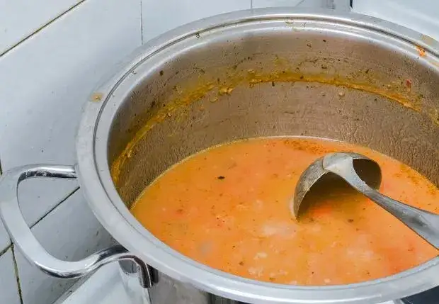 zwarzona zupa i sposoby ratowania